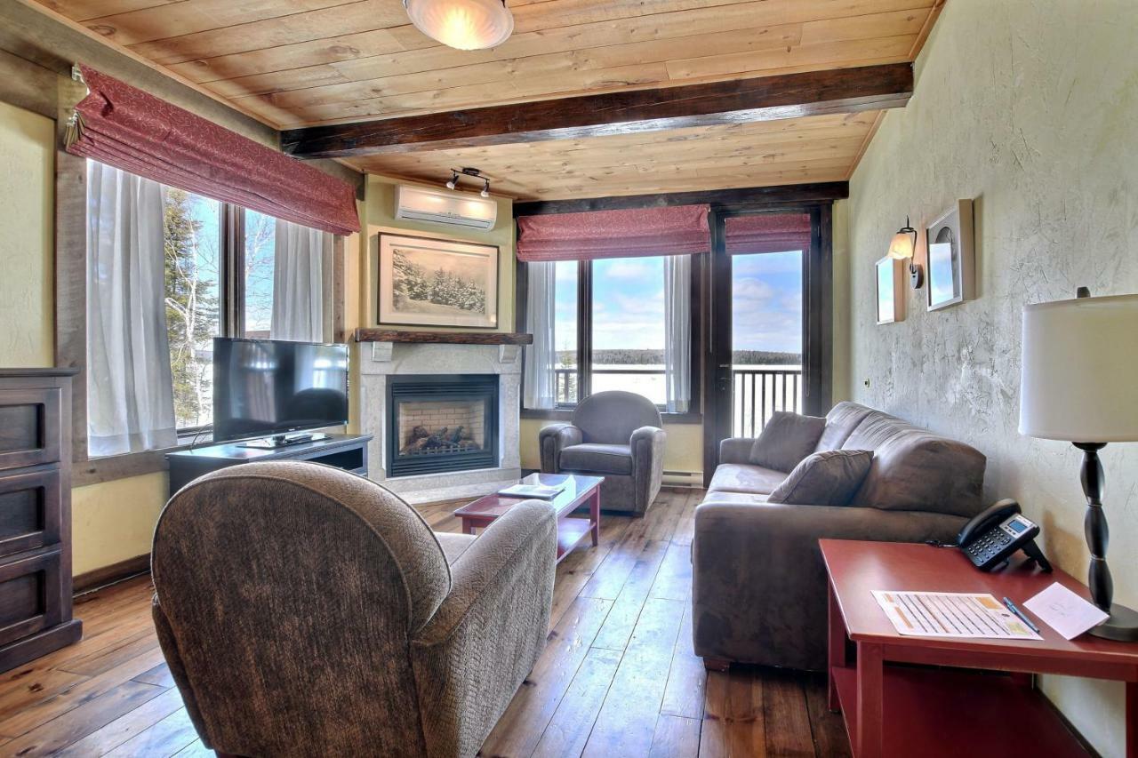 Les Condos Du Lac Taureau- Rooms & Condos Saint-Michel Екстериор снимка