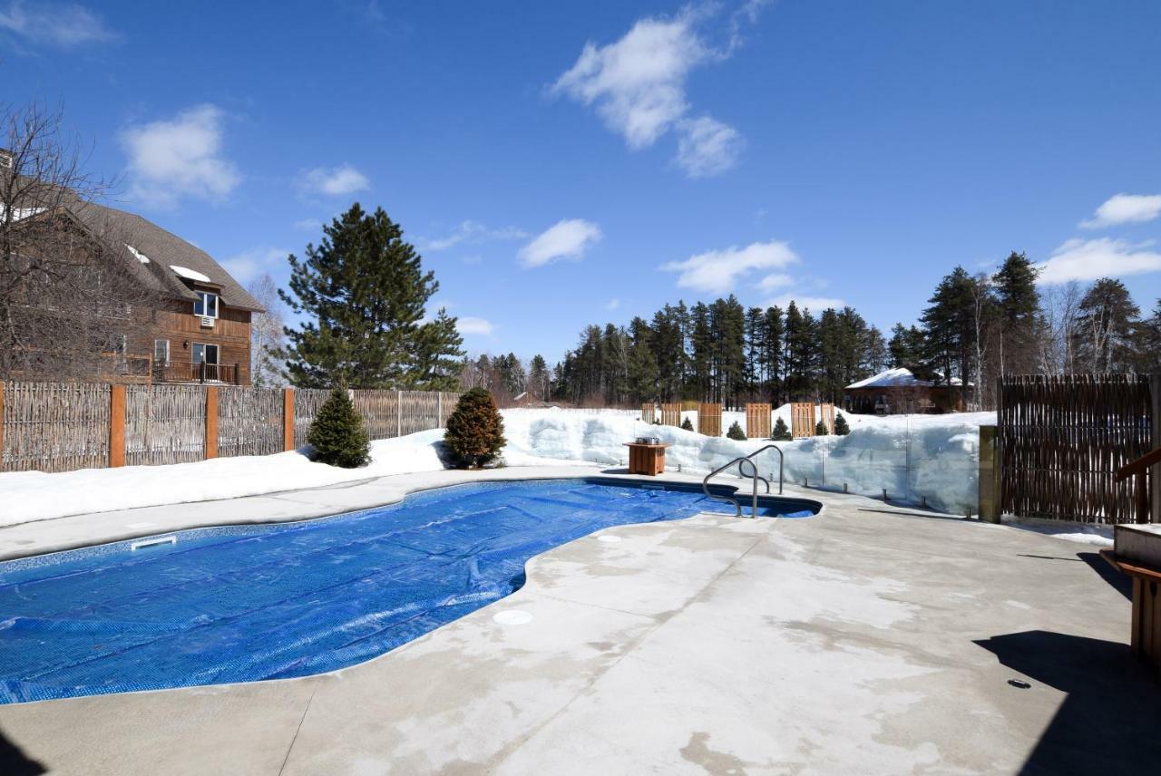 Les Condos Du Lac Taureau- Rooms & Condos Saint-Michel Екстериор снимка
